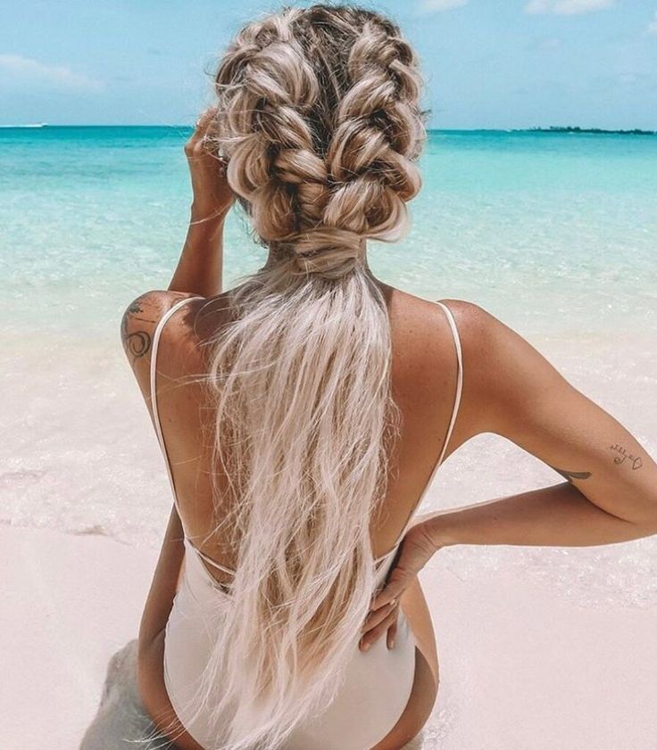 35 Cutest Beach Hairstyles To Rock This Summer